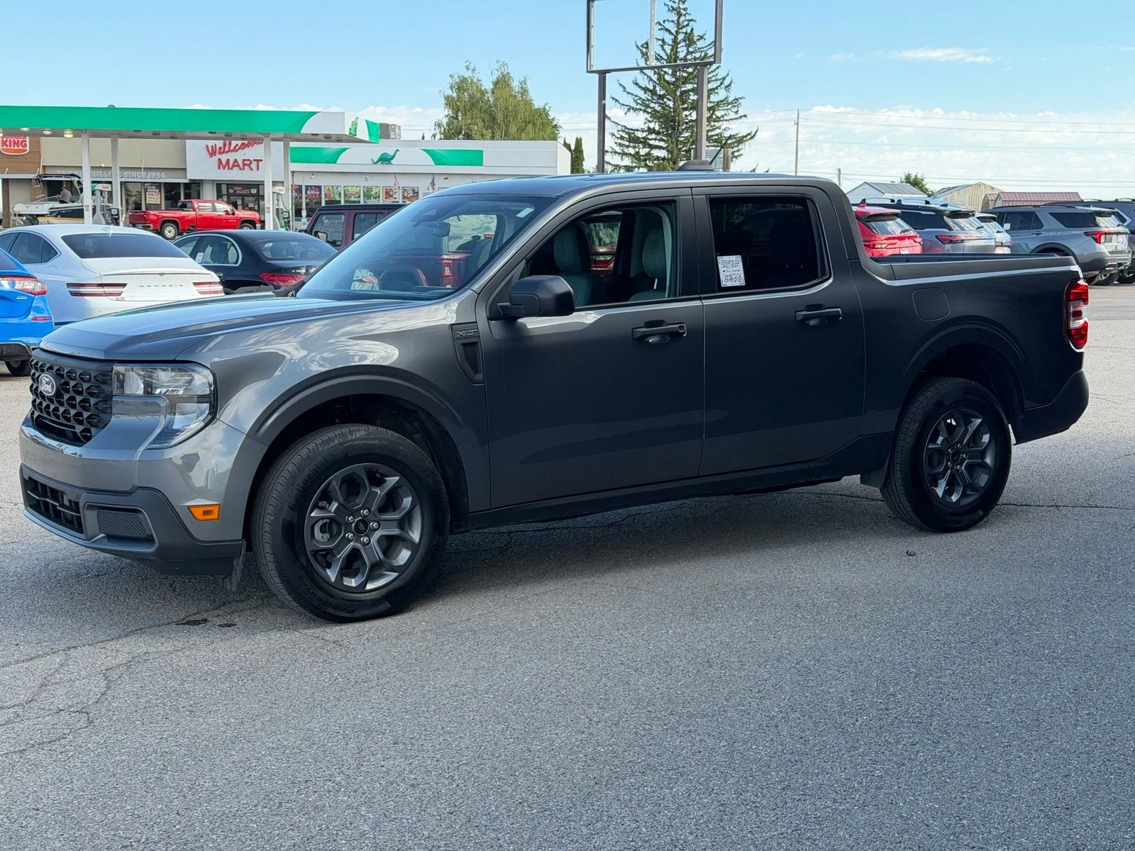Used 2025 Gray Ford XLT image 10