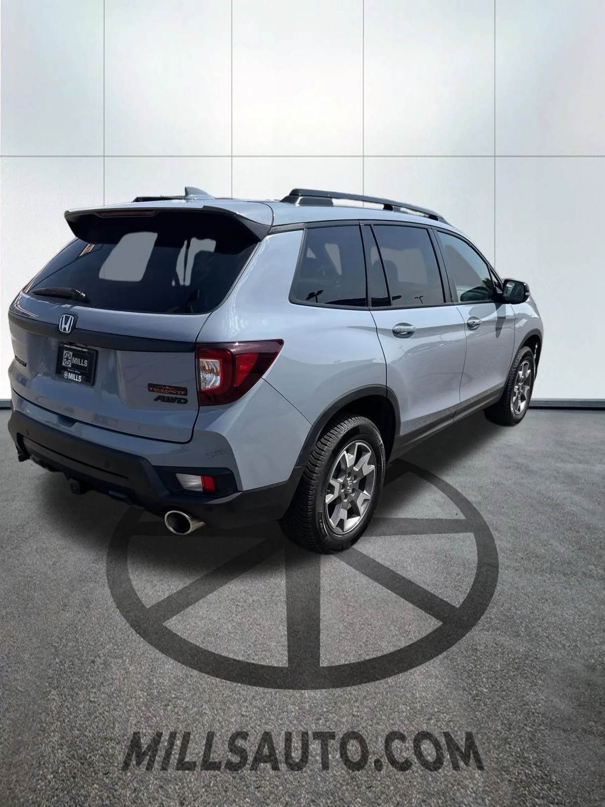 Certified Used 2022 Sonic Gray Pearl Honda TrailSport image 4