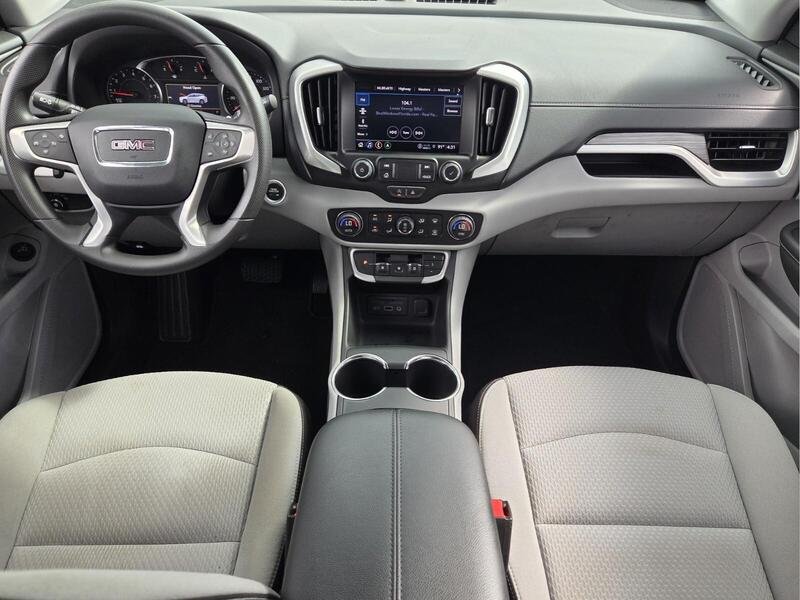Used 2023 Marine Metallic GMC FWD 4DR SLE image 15