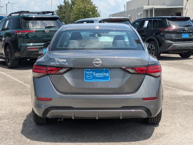 Used 2025 Gray Nissan SV image 4