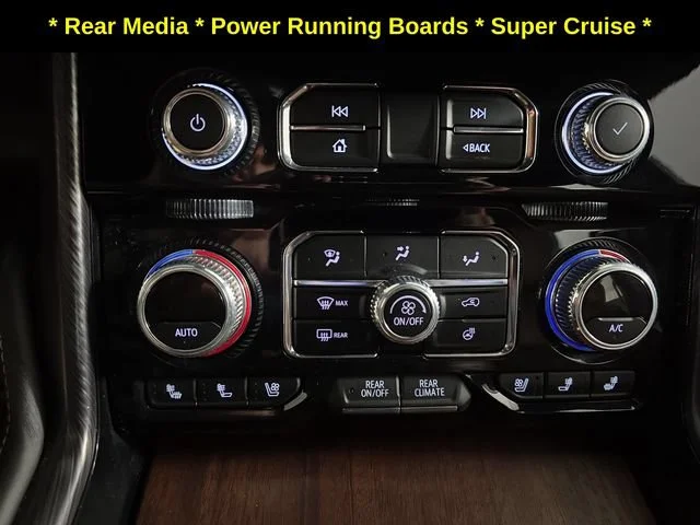 Used 2024 White Frost Tricoat GMC Denali Ultimate image 21