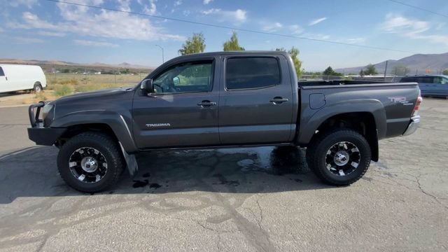 Used 2010 Gray Toyota Base V6 image 5