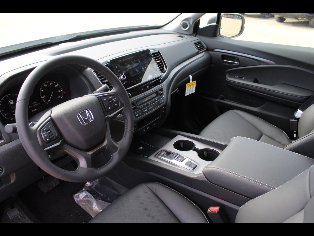 2026 Honda Ridgeline Sport - Photo 6