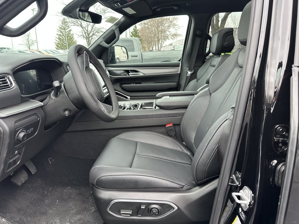 2026 Jeep Grand Wagoneer L Limited Altitude - Photo 13