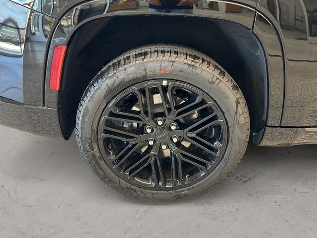 New 2026 High Gloss Black Exterior Paint Jeep Limited Reserve image 14