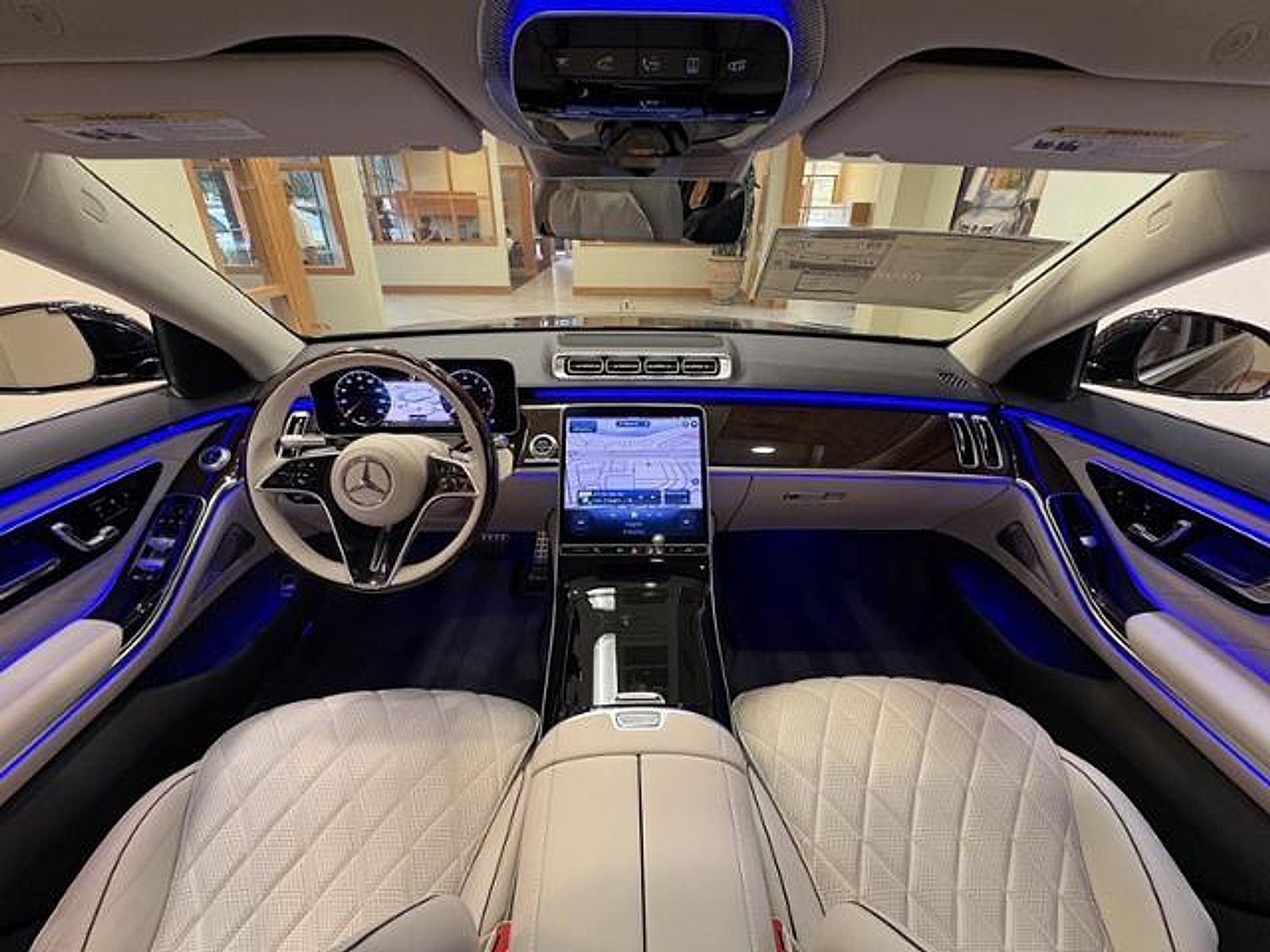 New 2026 Emerald Green Metallic Mercedes-Benz 4MATIC® image 12