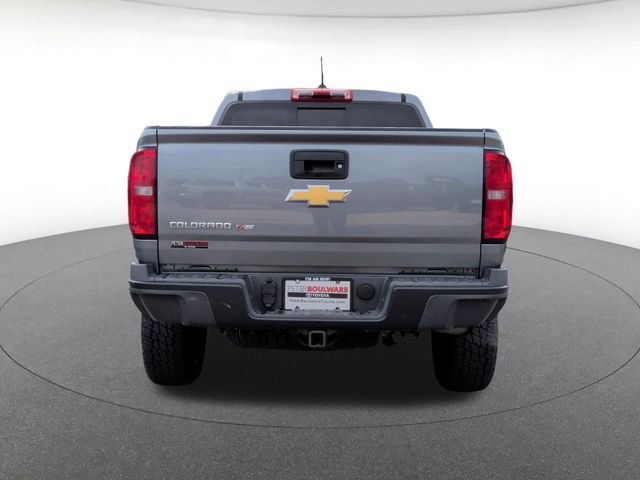 Used 2018 Gray Chevrolet ZR2 image 4