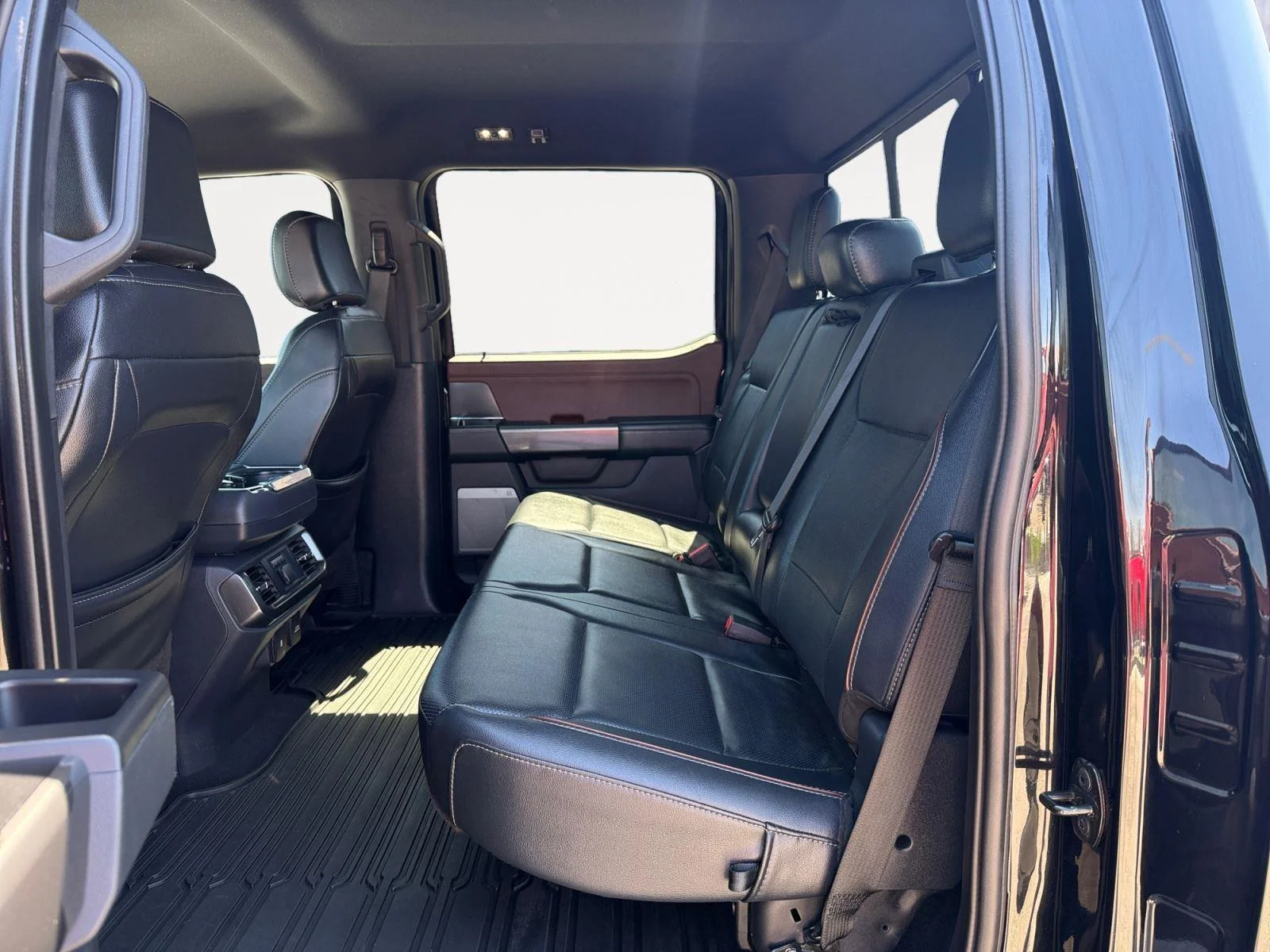 Used 2023 Agate Black Ford LARIAT image 20
