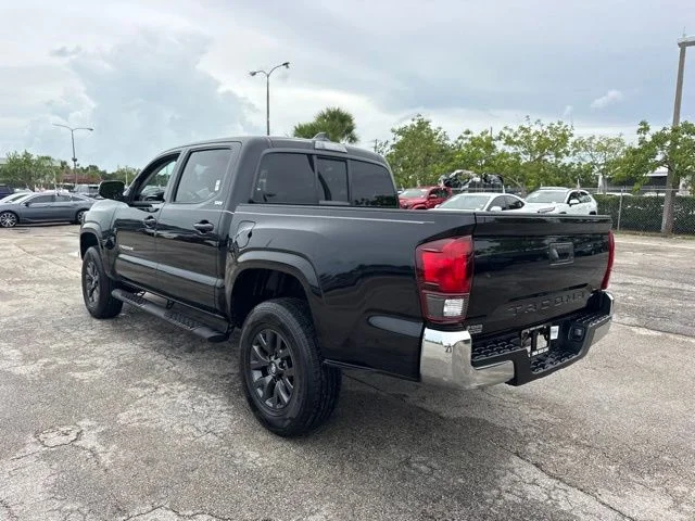 Used 2022 Black Toyota SR5 image 5