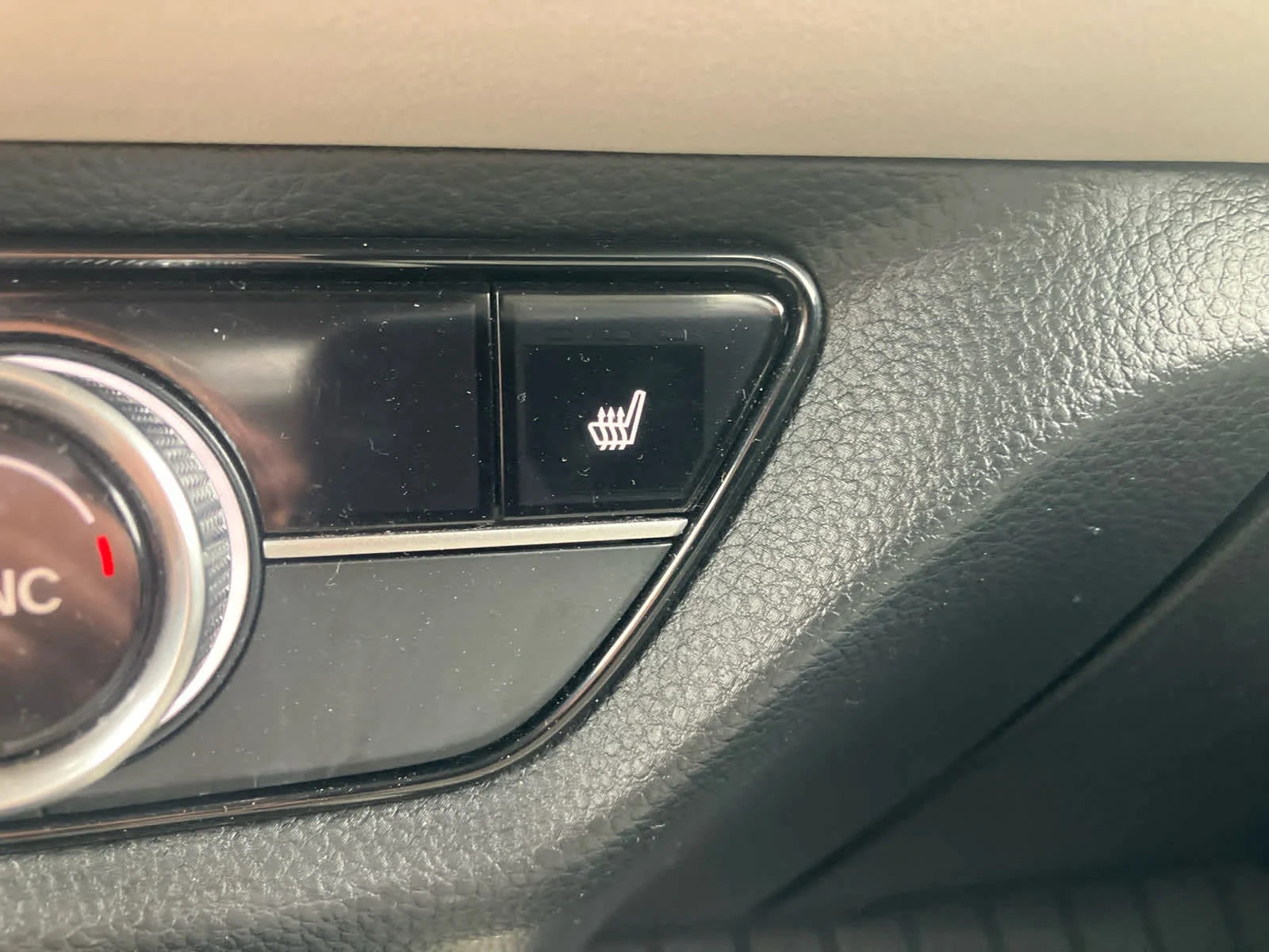 Used 2024 Platinum White Pearl Honda EX-L image 26