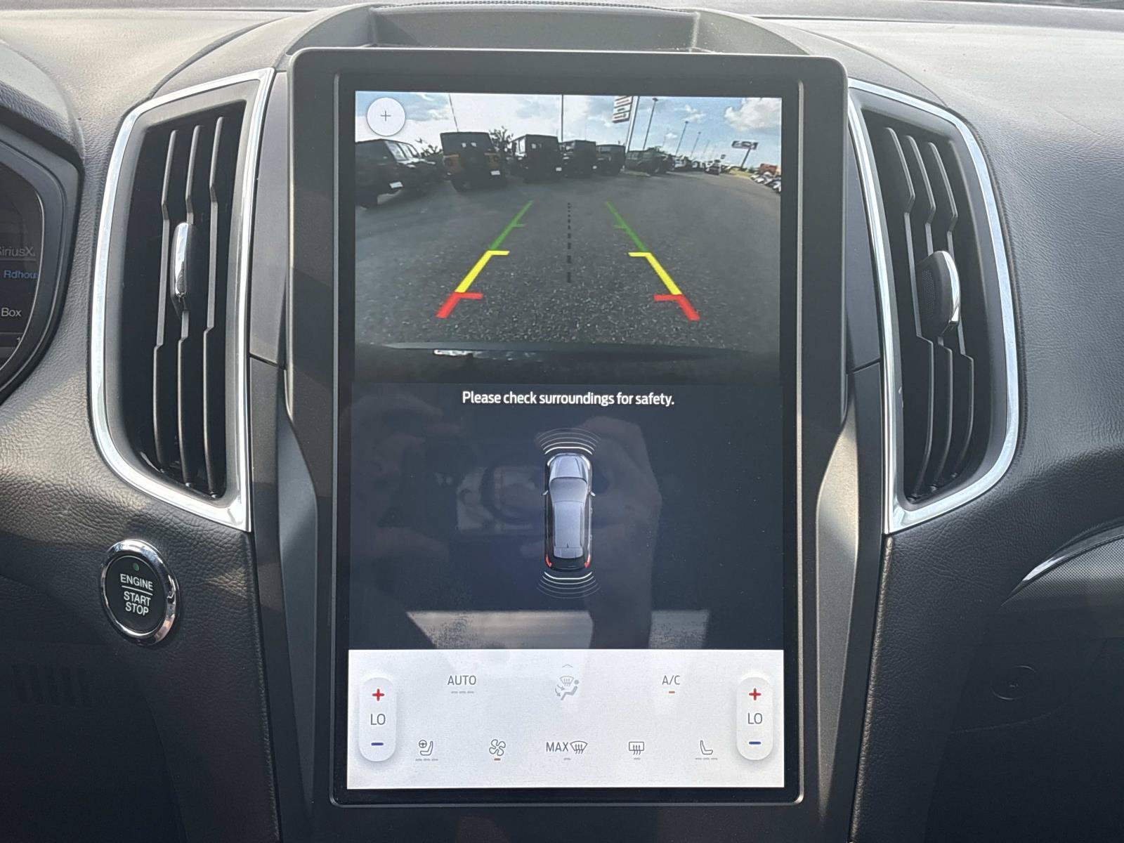 2024 Ford Edge Titanium - Photo 16