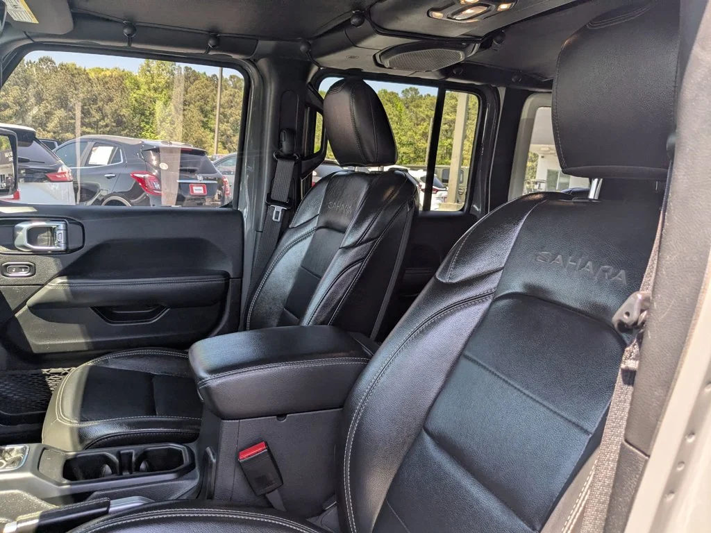 Used 2022 Sting-Gray Clearcoat Jeep Unlimited Sahara image 14