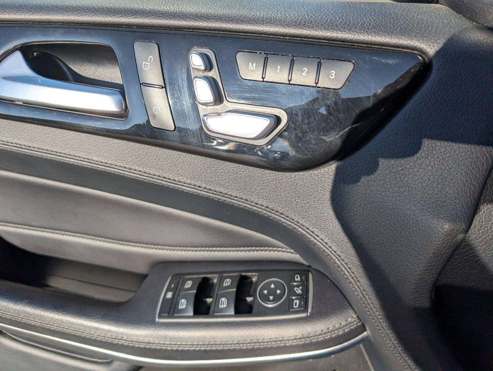Used 2017 Lunar Blue Metallic Mercedes-Benz GLS 550 image 17