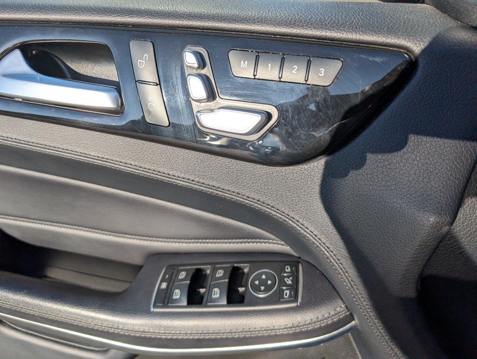 Used 2017 Lunar Blue Metallic Mercedes-Benz GLS 550 image 17