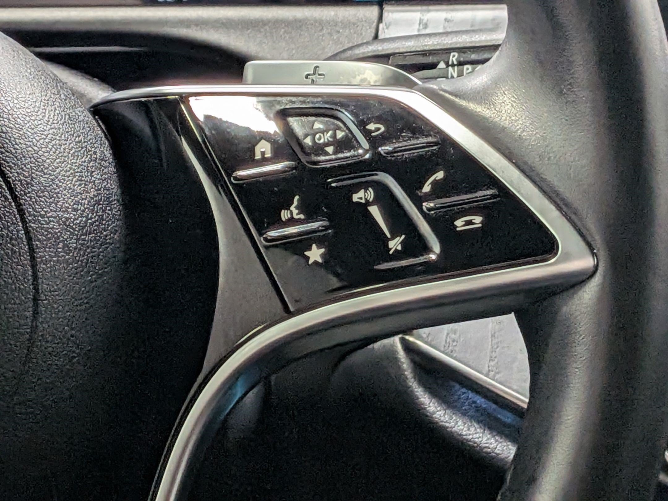 Used 2024 Gray Mercedes-Benz E 350 image 22