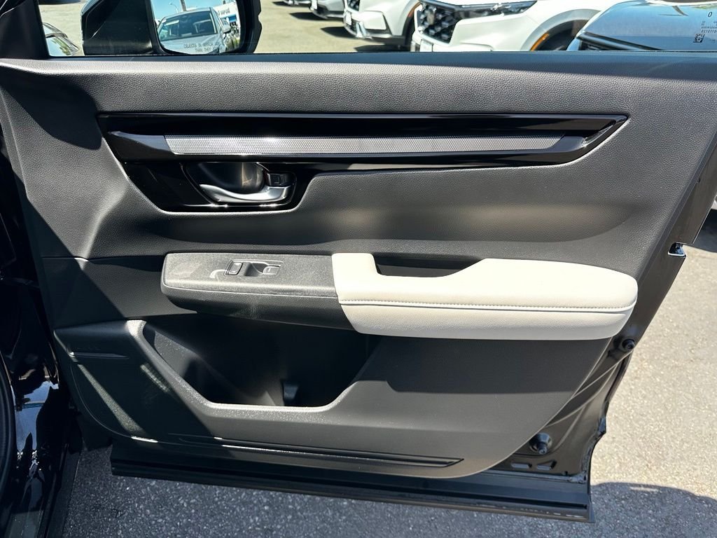 Used 2025 Black Honda EX-L image 15