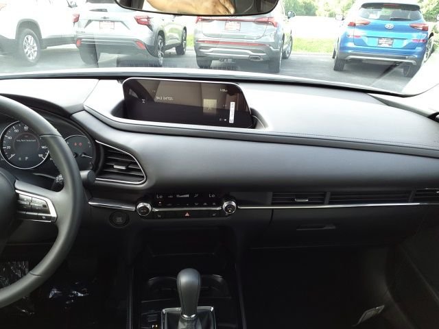 Used 2025 White Mazda 2.5 S Preferred Package image 9