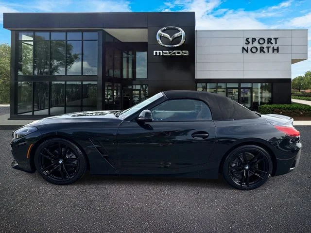 Used 2023 Black BMW sDrive30i image 7