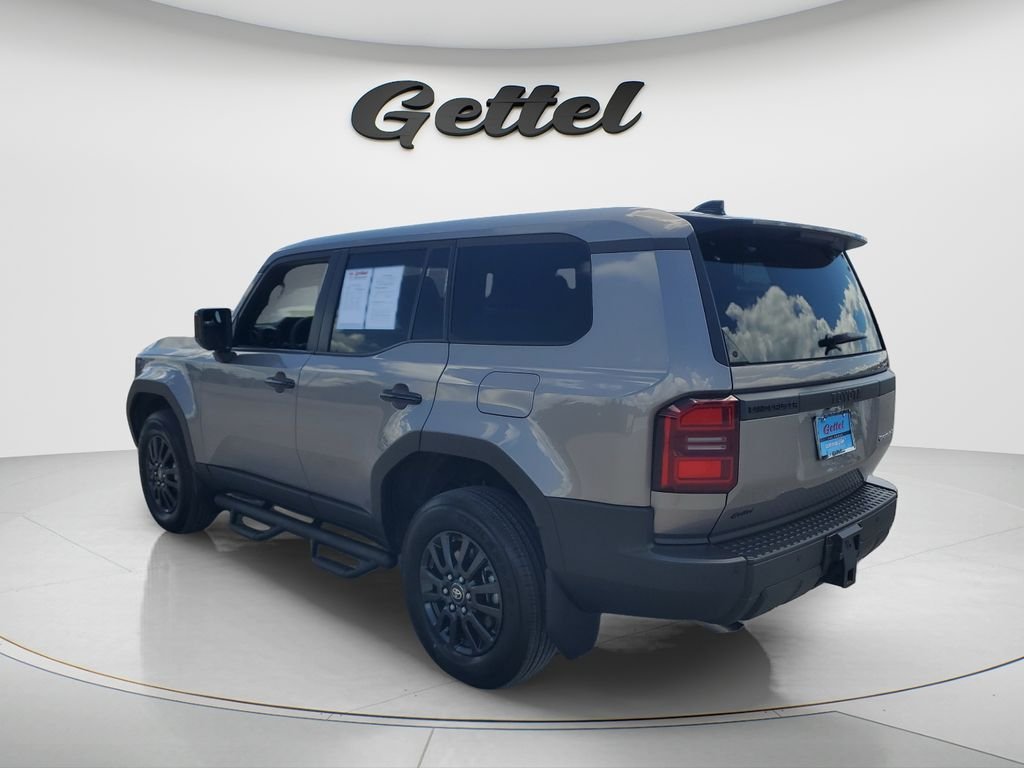 Certified Used 2025  Toyota 1958 image 7