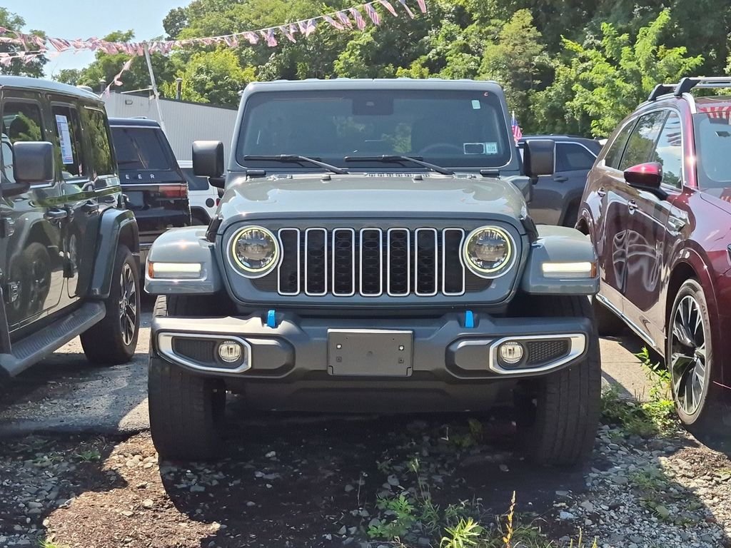 Used 2024 Gray Jeep Sahara 4xe image 2