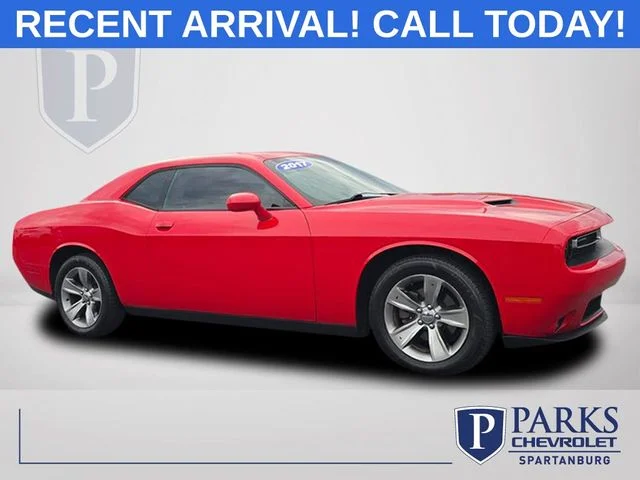 Used 2017 Red Dodge SXT image 1