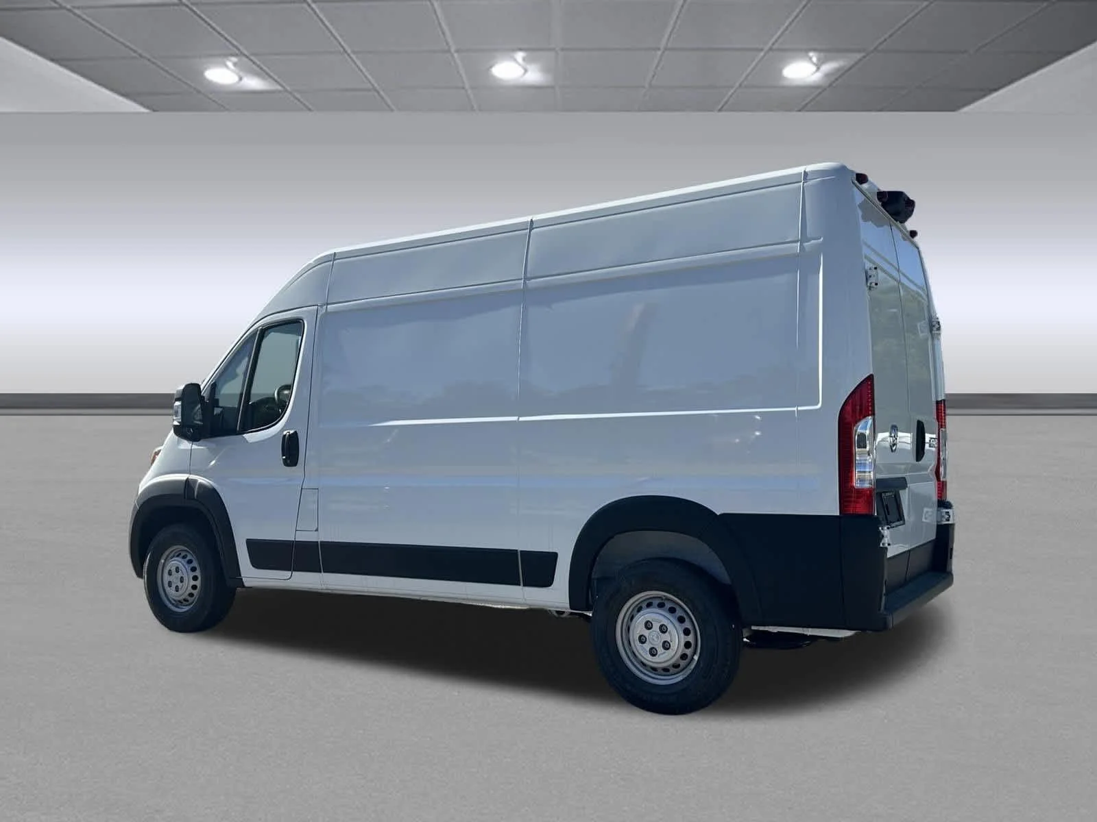 New 2026 Bright White Clear-Coat Exterior Paint RAM Tradesman image 3