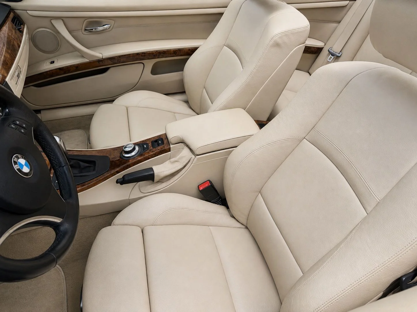 Used 2008 Bronze Metallic BMW 335i image 2