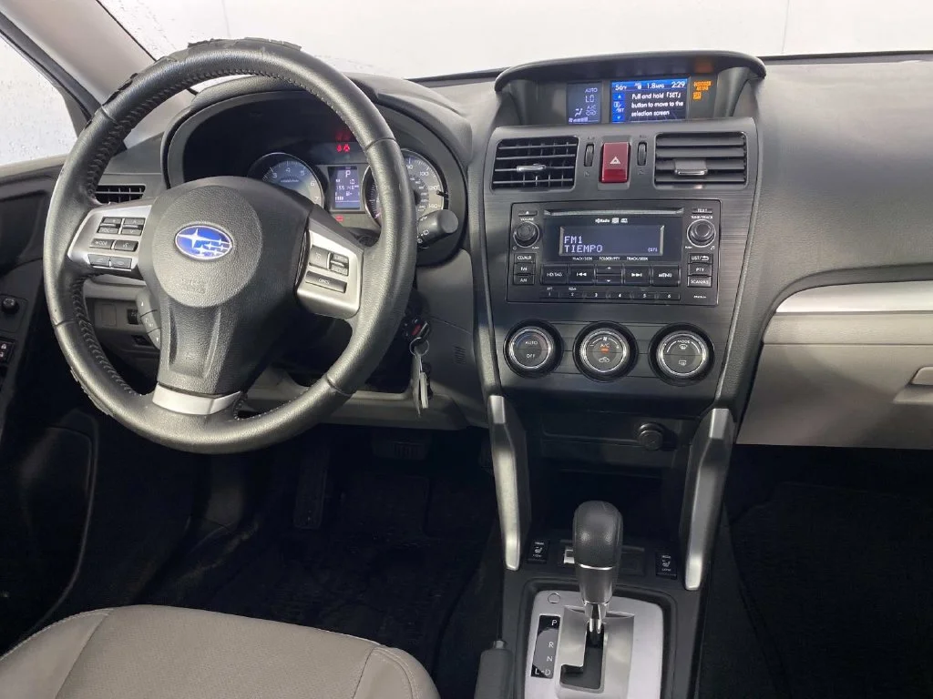 Used 2015 Quartz Blue Subaru 2.5i Limited image 14