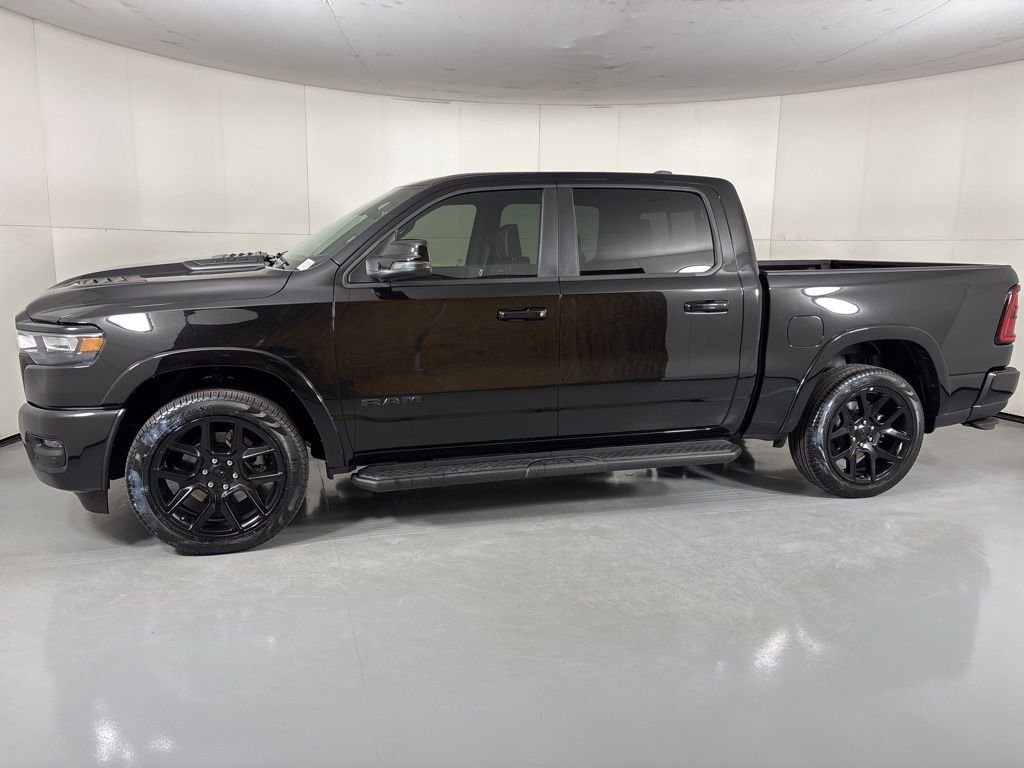 New 2026 Diamond Black Crystal Pearl-Coat Exterior Paint RAM Laramie image 5