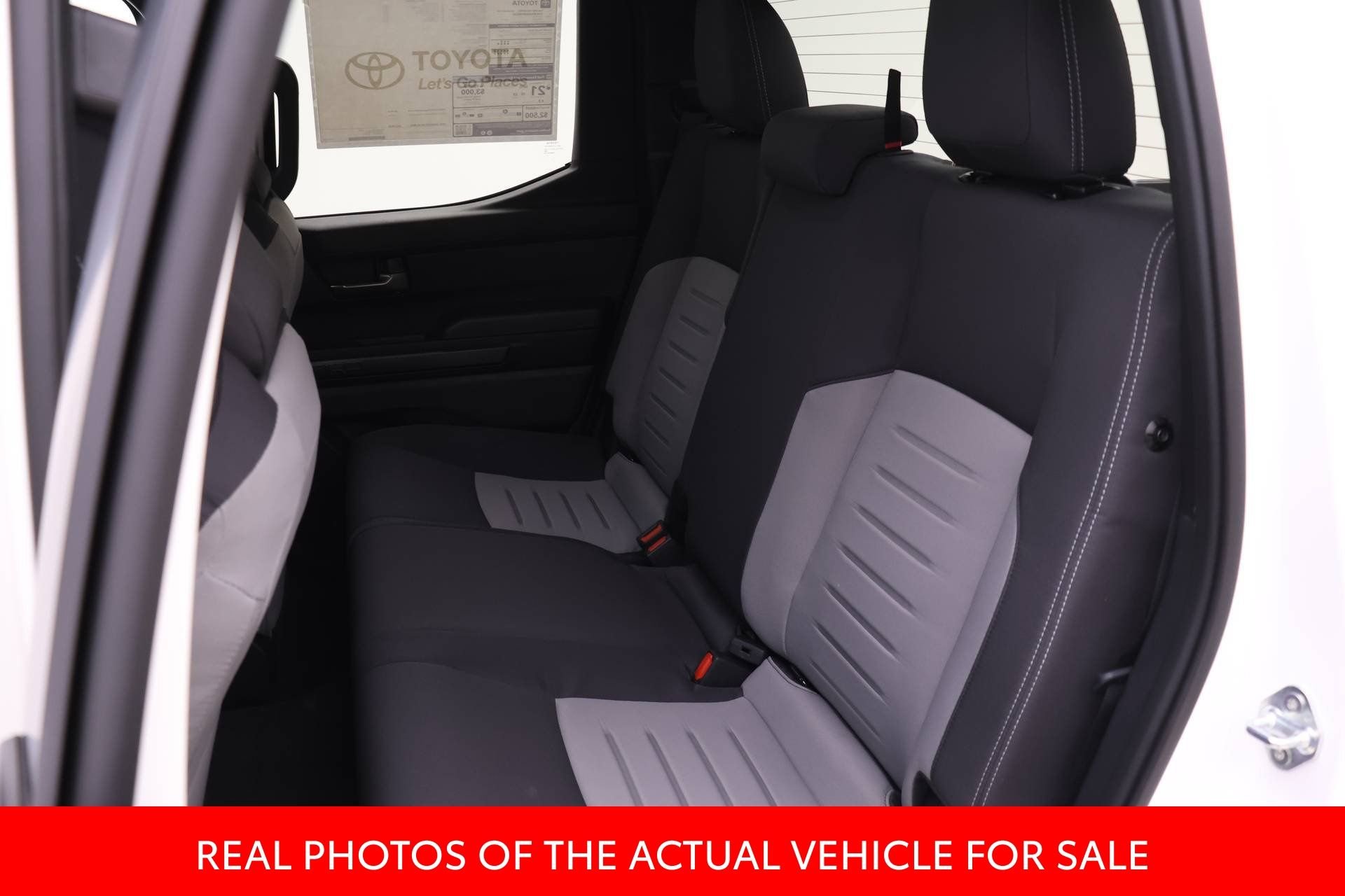 2025 Toyota Tacoma TRD Off Road - Photo 10