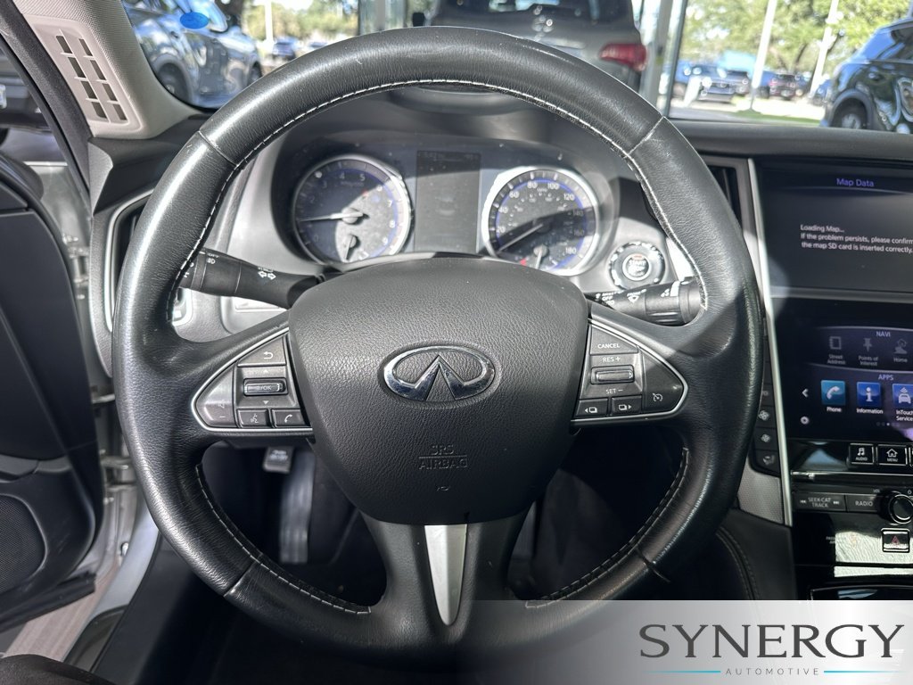 Used 2017 Liquid Platinum INFINITI 3.0t Signature Edition image 20