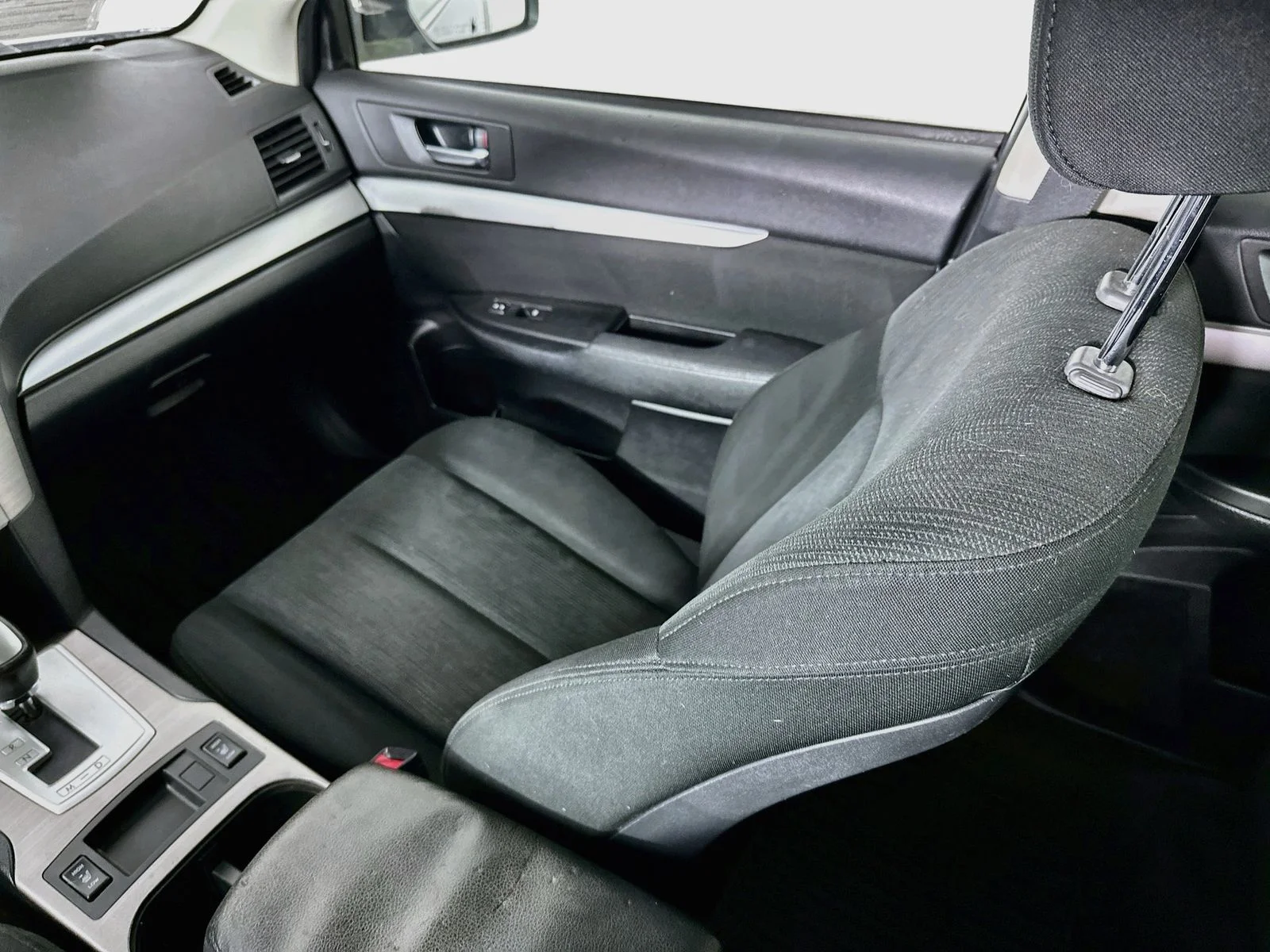 Used 2014 Carbide Gray Metallic Subaru 2.5i Premium image 21