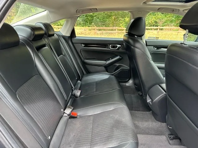 Used 2024 Silver Honda Touring image 22