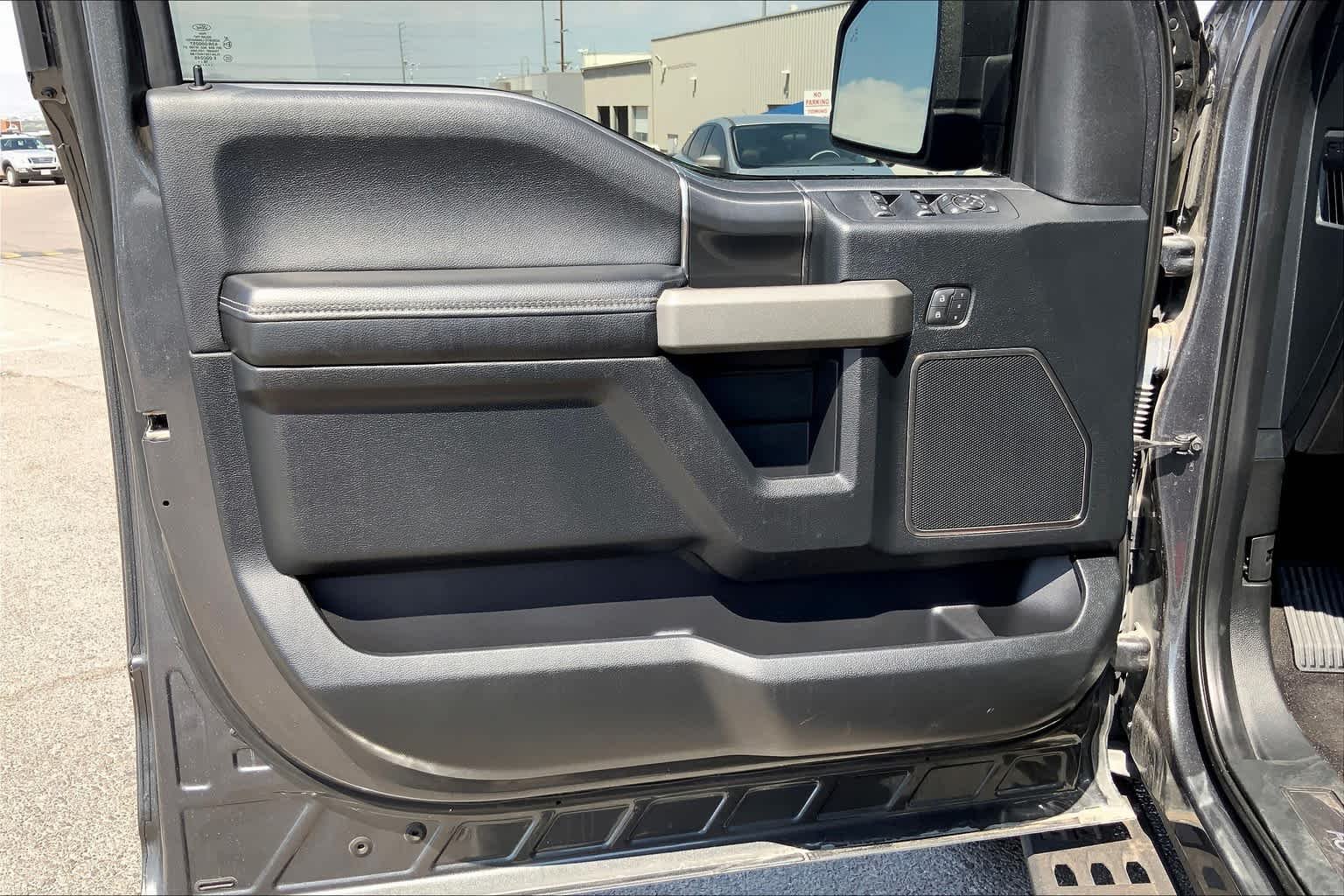 Used 2019 Magnetic Ford Raptor image 22