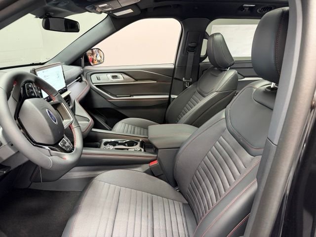 New 2026 Agate Black Metallic Ford ST-Line image 16