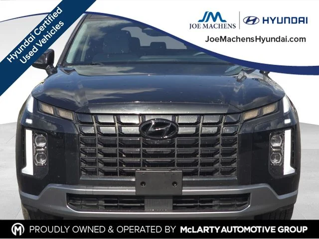 Used 2025 Black Hyundai SE image 9