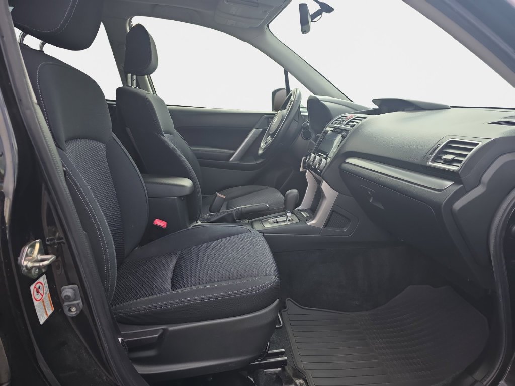 Used 2018 Crystal Black Silica Subaru 2.5i Premium image 19