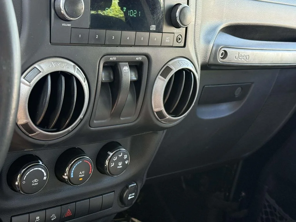 Used 2014 Black Jeep Sport image 20