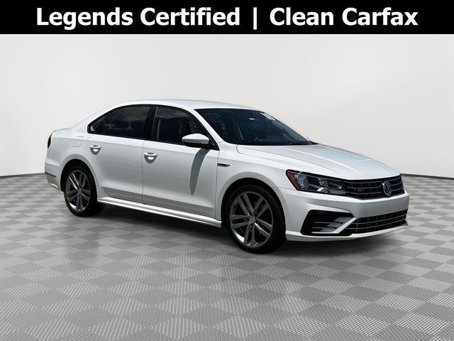 2018 Volkswagen Passat R-Line