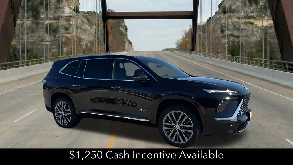 2026 Buick Enclave Avenir AWD's photo