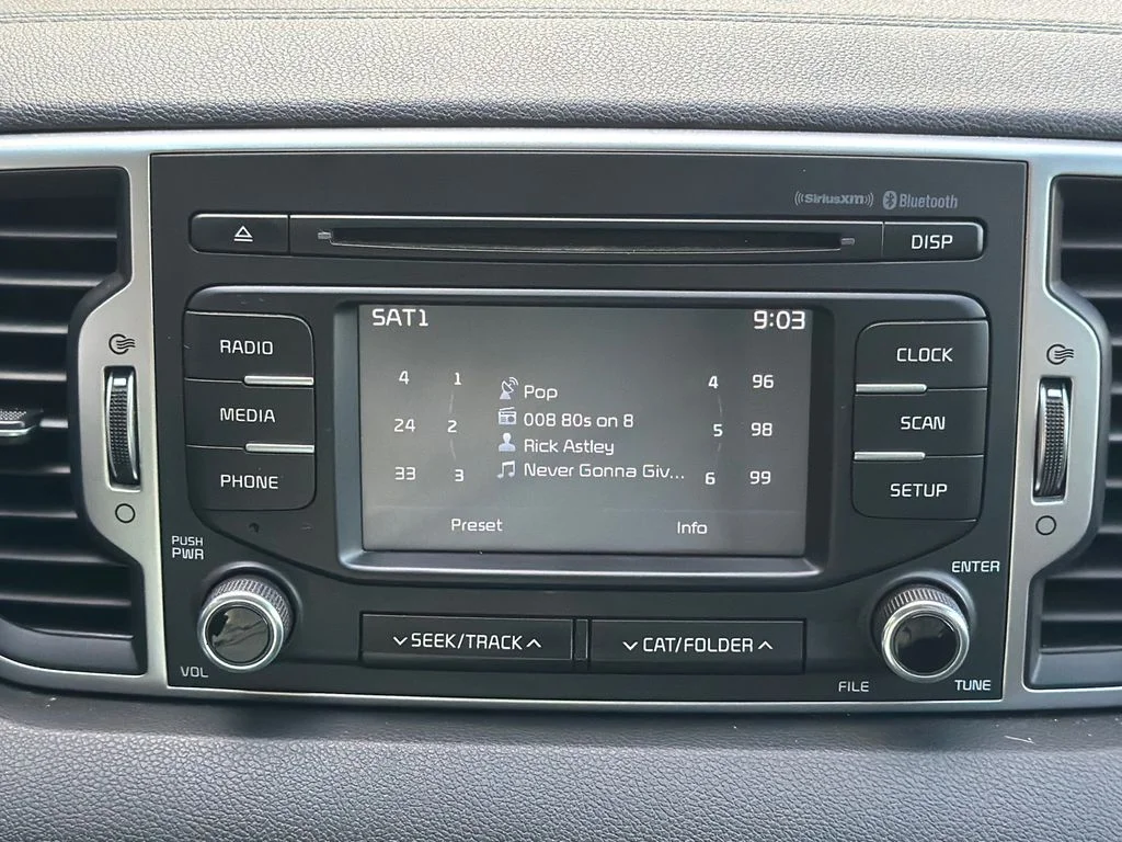 Used 2018 Red Kia LX image 28