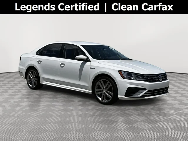 2018 Volkswagen Passat R-Line