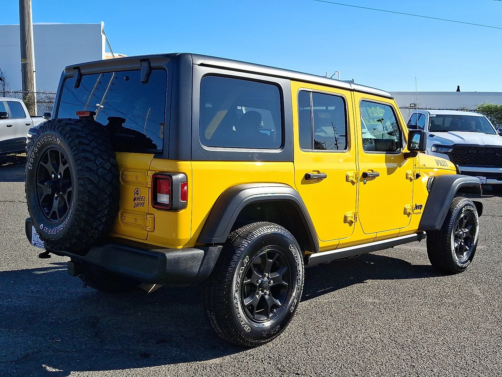 Certified Used 2021 Hellayella Clearcoat Jeep Unlimited Willys image 7