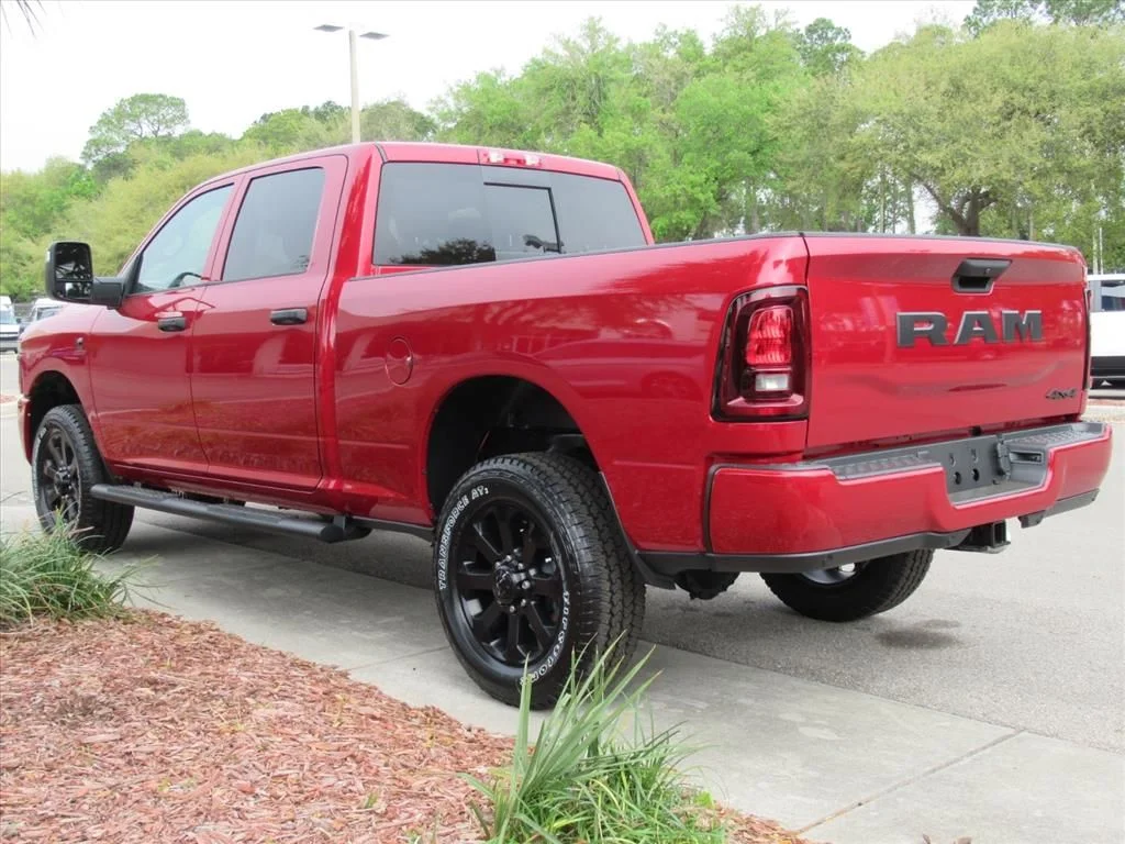 New 2026 Molten Red Pearl-Coat Exterior Paint RAM Black Express image 4