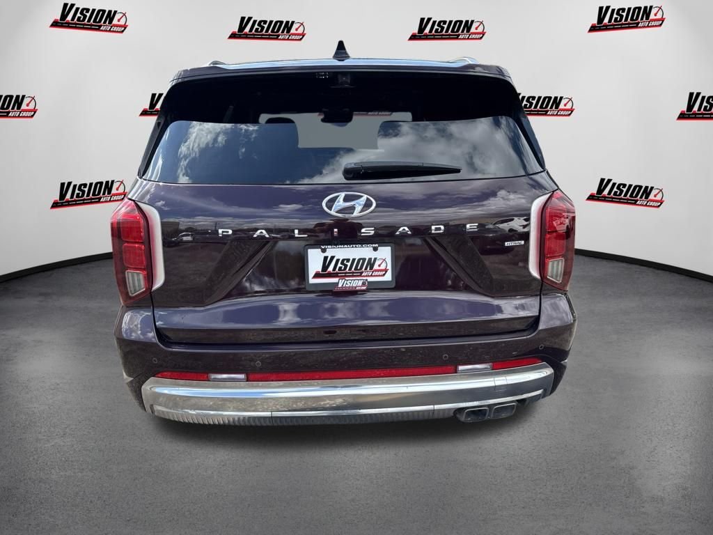 Used 2024 Red Hyundai Calligraphy image 4