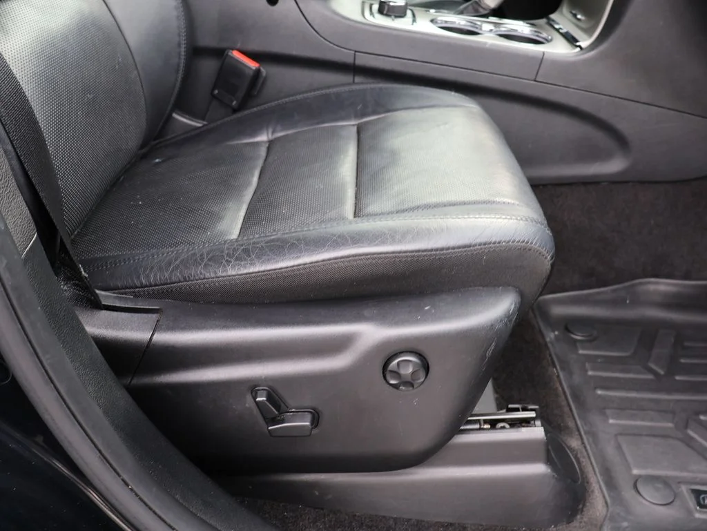 Used 2018 Black Jeep Limited image 11