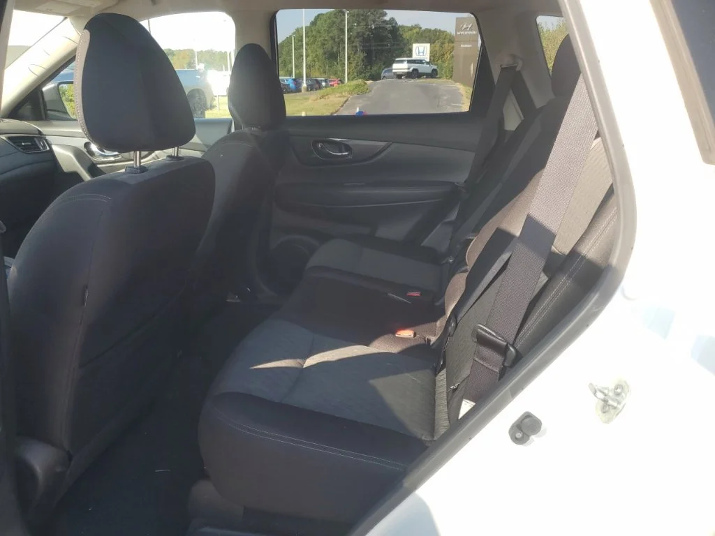 Used 2020 White Nissan SV image 13