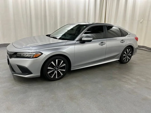 Used 2022 Silver Honda EX image 2