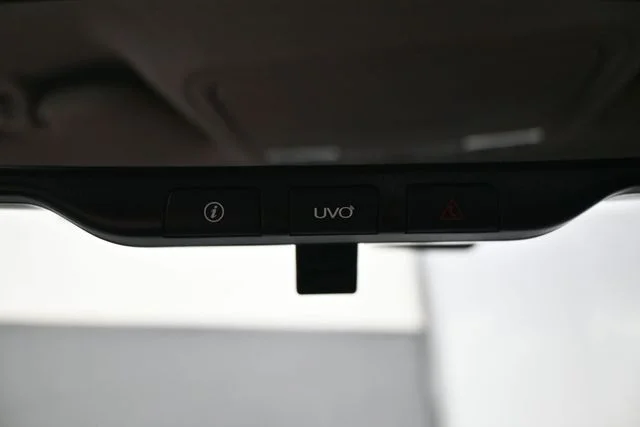 Used 2021 Black Kia EX image 39