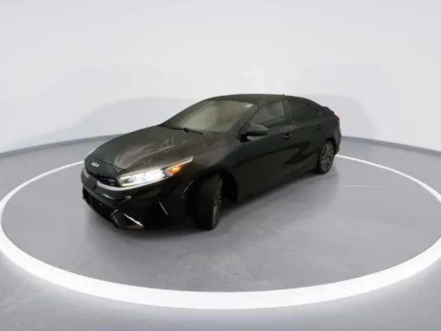 Used 2022 Black Kia GT image 2
